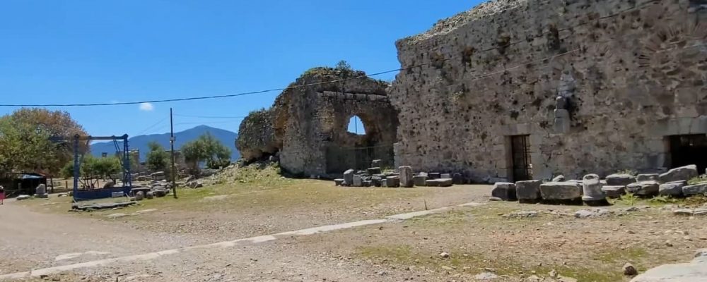 Dalyan Kral Mezarları Tekne Turu 14 dalyan kaya mezarlari tekne turu (8)